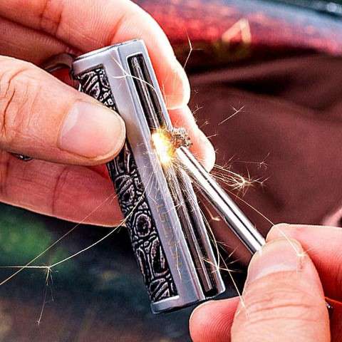 Handy Waterproof Fire Starter